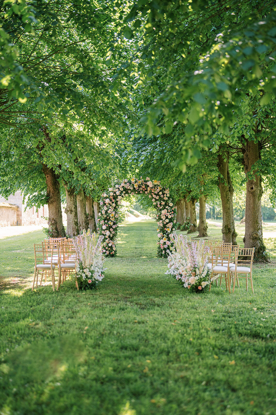 Jennifer Fox Weddings English speaking wedding planning & design agency in France crafting refined and bespoke weddings and celebrations Provence, Paris and destination A&T's Wedding - Harriette Earnshaw Photography-259