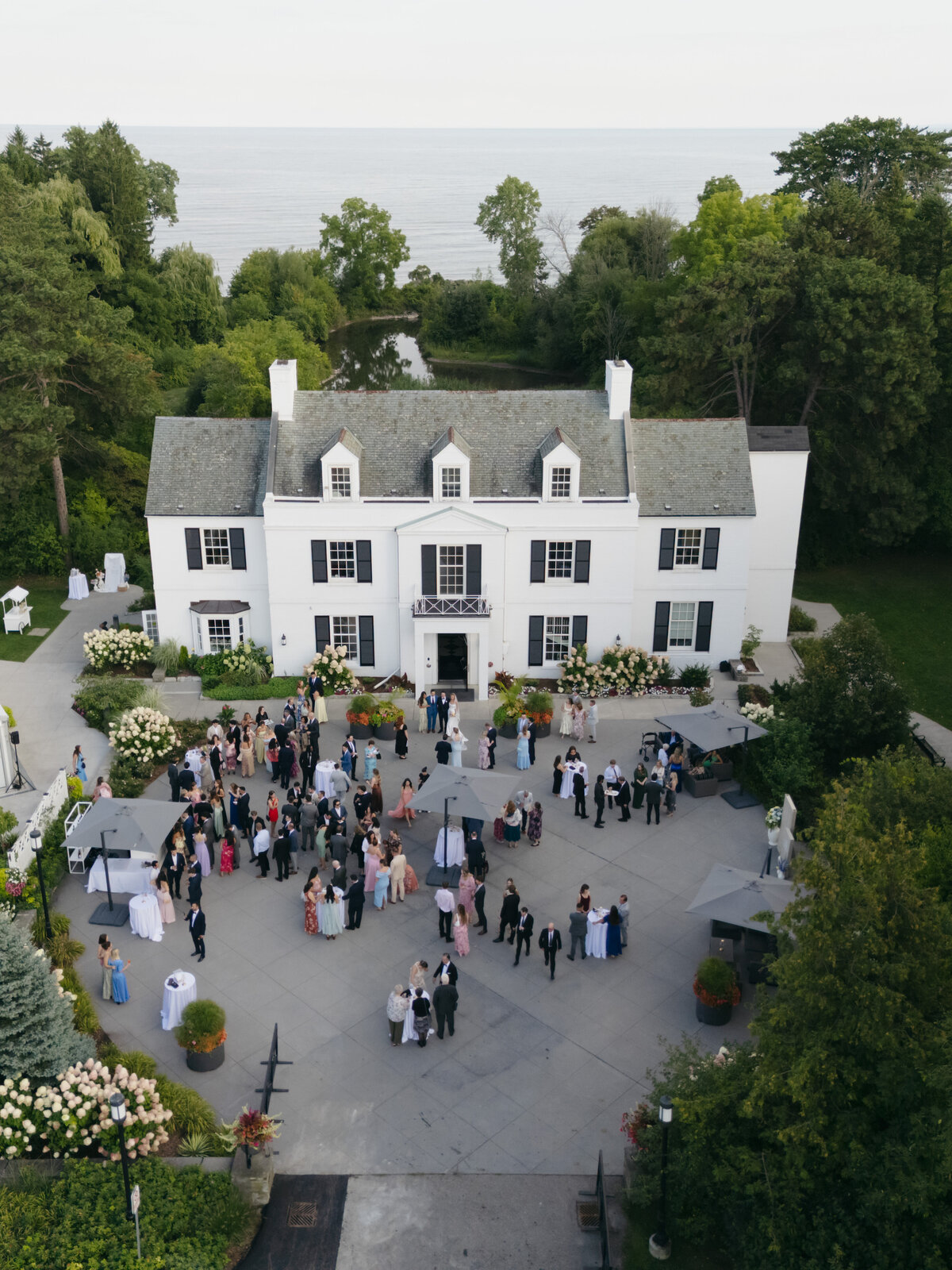 Danielle-Alex_wedding_Harding-Waterfront-Estate_Mississauga-Ontario-Canada_Cacie-Carroll-Photography-1410