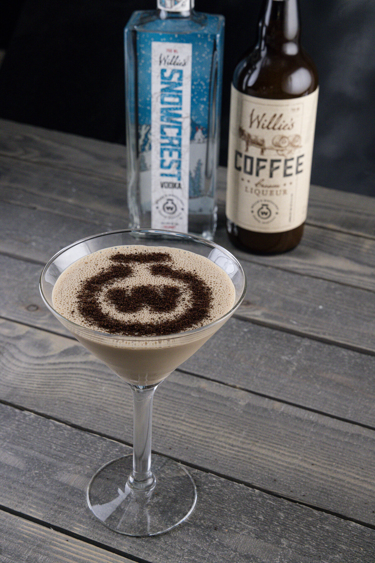 Shanna-Mae-Photography-Montana-Photographer-Business-Brand-Product-Food-Beverage-Distillery-Cocktails-Drinks-WilliesHuckleberry-Rye-Whiskey-Bourbon-Vodka-Moonshine-279