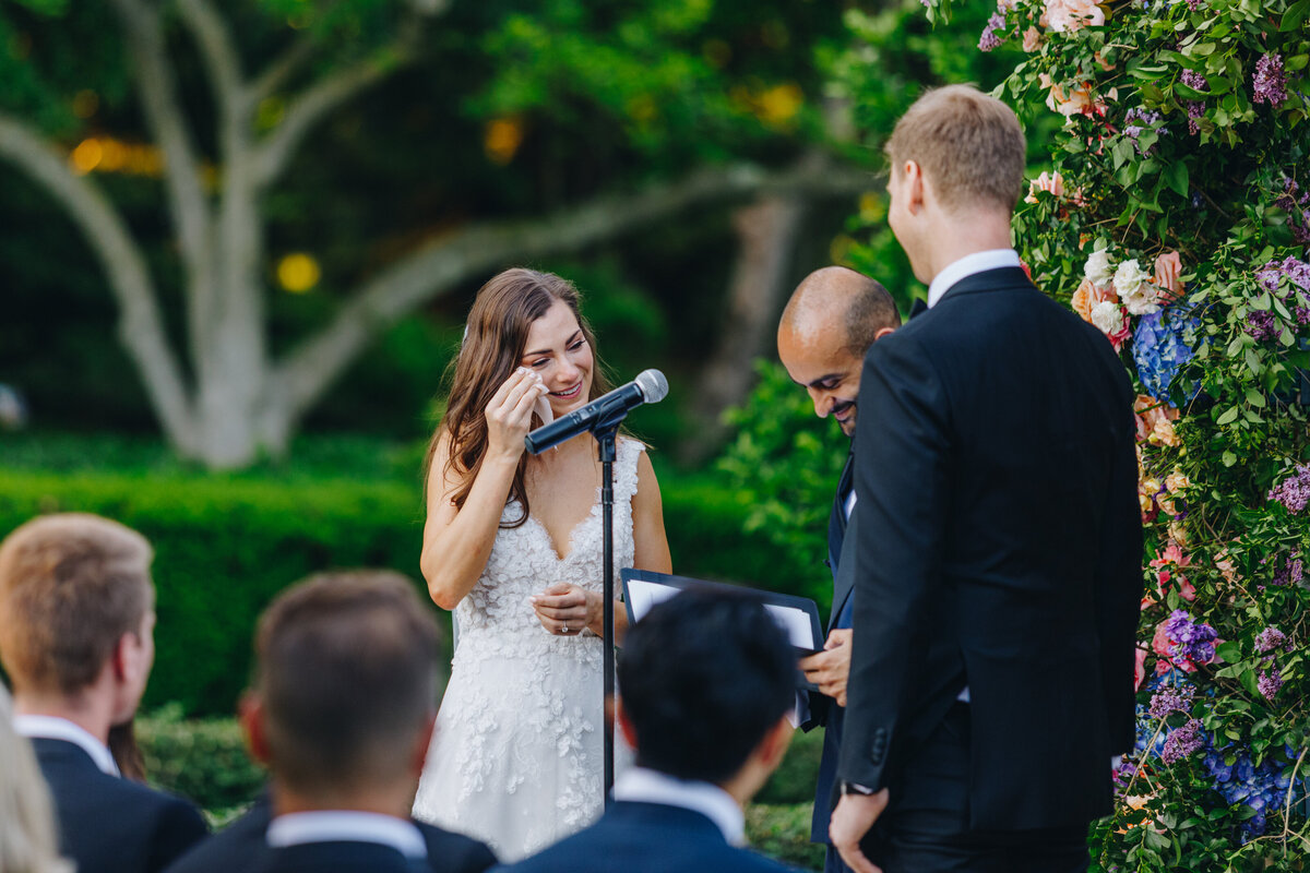 Wild_Sound_Photography_Brooklyn_Botanical_Garden_Summer_Wedding_EY3A0962