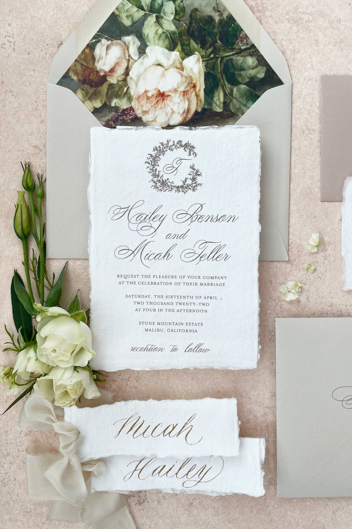 Delicate_papermintpress_wedding_invitation_06