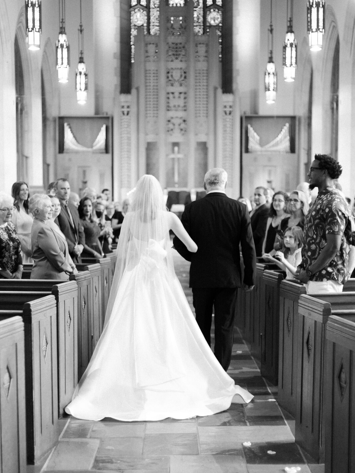 2021_08_07-Ariel-Pearl-Center-Wedding-Halle-Carter-Ceremony-48