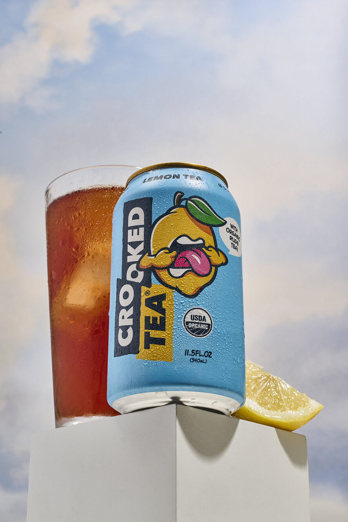 los-angeles-food-and-beverage-photographer-canned-drink-photography-product-lifestyle-crooked-tea-3