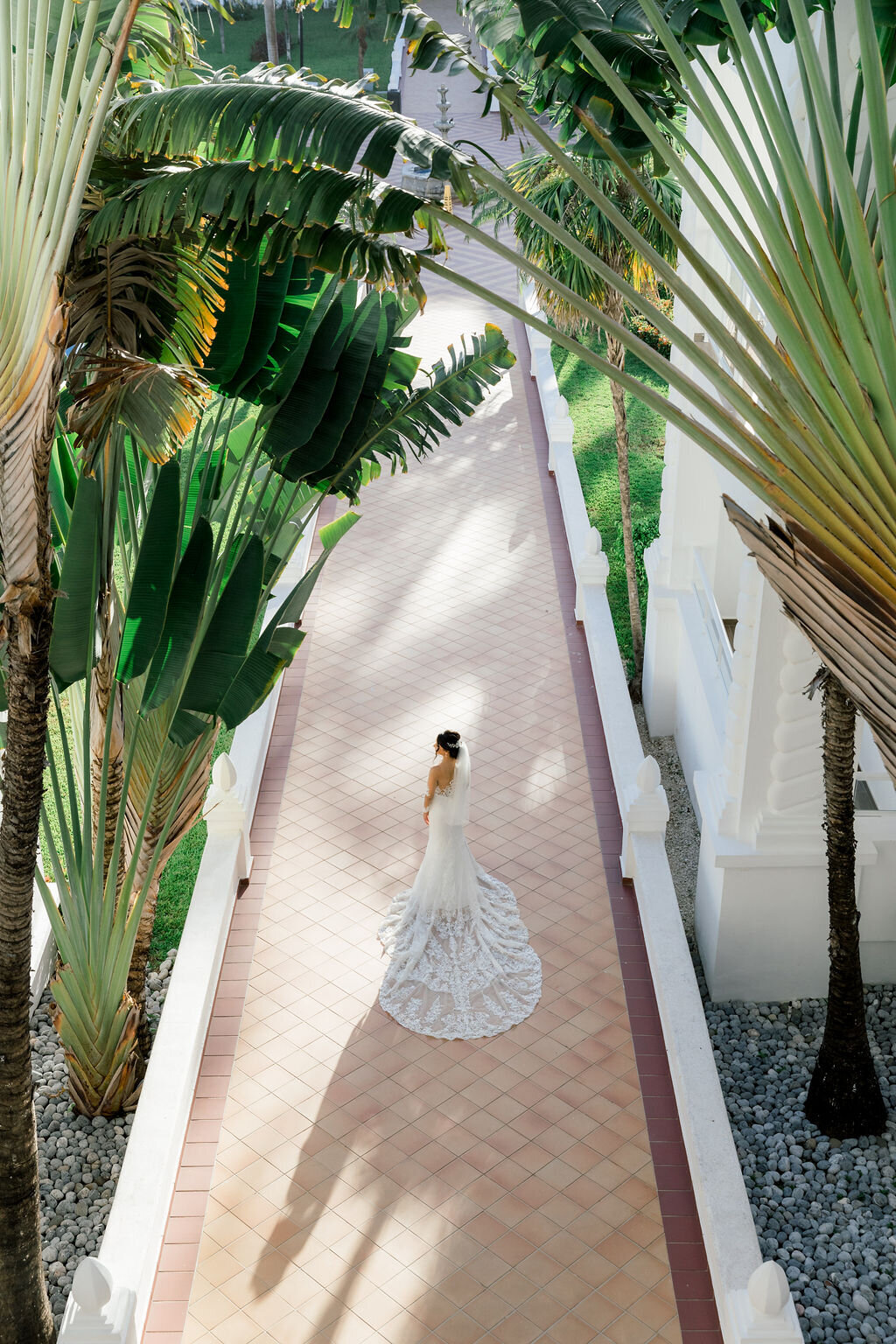 riviera-maya-destination-wedding-bride-1