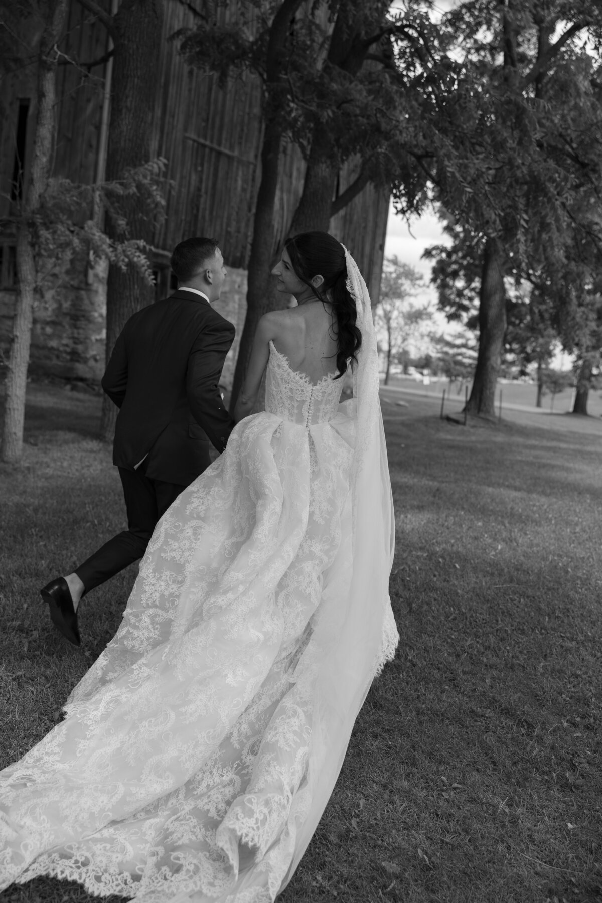 Cacie_Carroll@CacieCarrollPhotography_TraditionalCroatianWedding_OakvilleBanquetCenter_OakvilleOntario-92