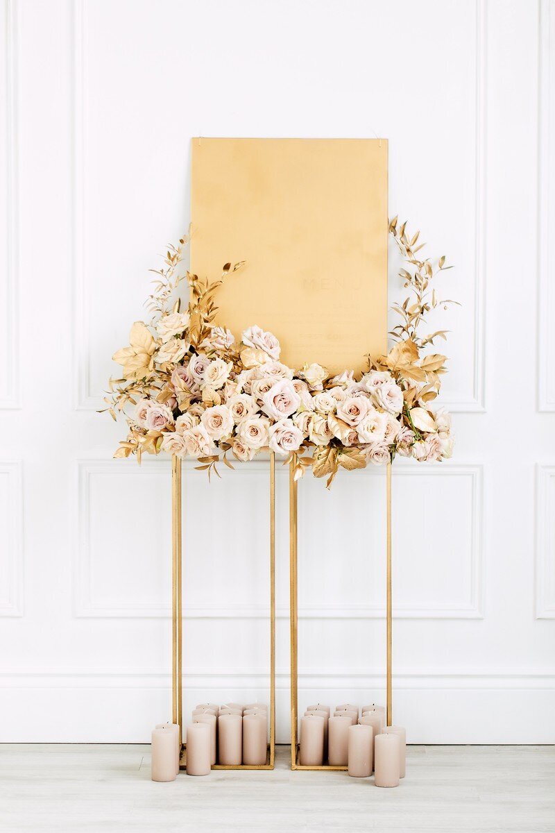 CoralPinkGoldWedding-COCObyCoversCouture-TorontoWeddingFlowers-PT.jpg3