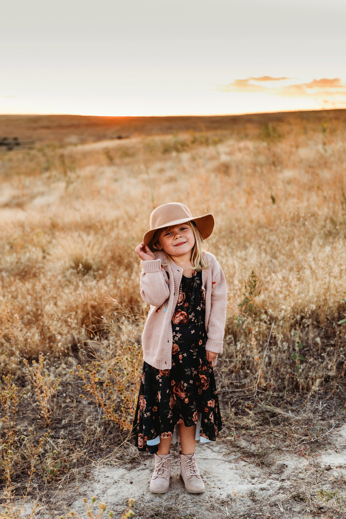 family photographer near glacier national park