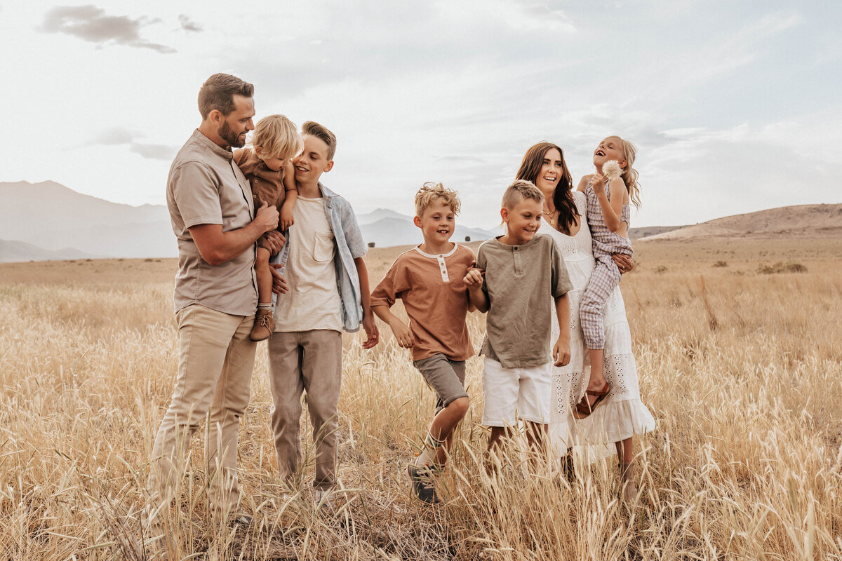 HEATHER-ALEEN-PHOTOGRAPHY-RENO-2021-Sandy-Utah-Family-session-5