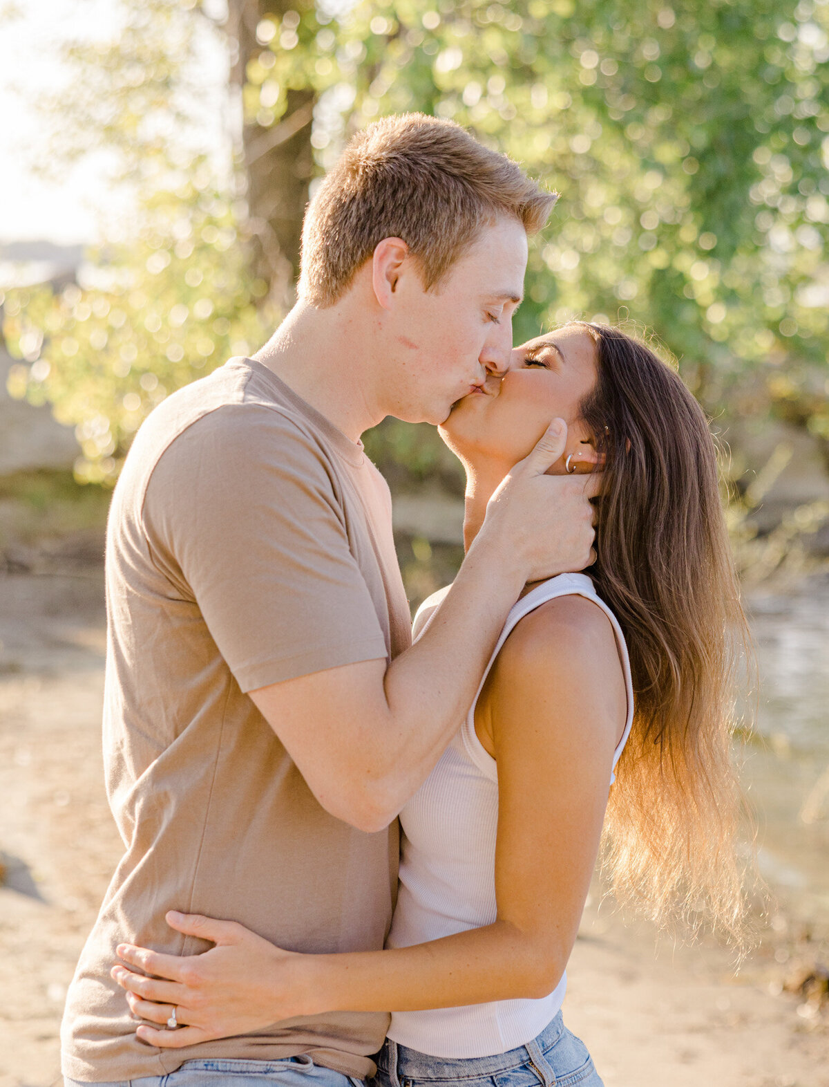 hannah-braden-engagement-session-ottawa-grey-loft-studio-2023-9