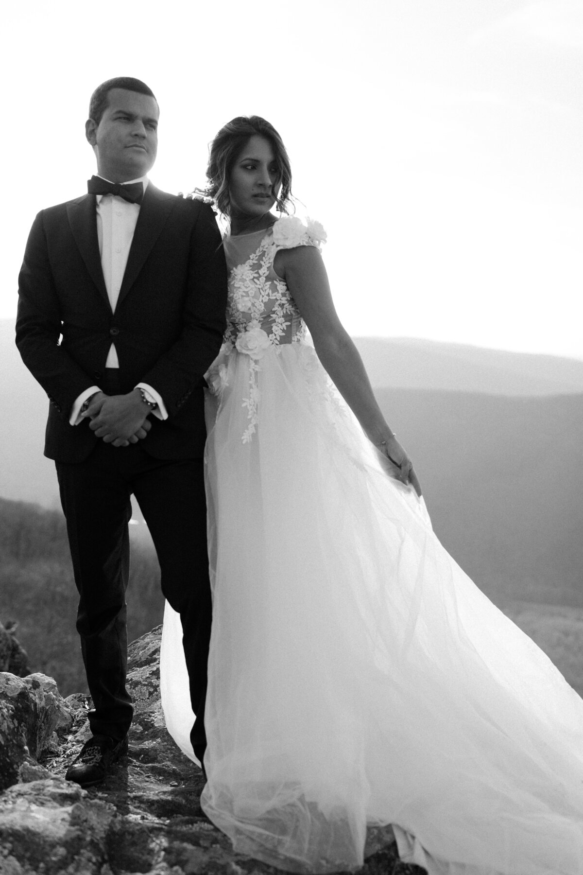Outdoor Elopement by Richmond VA Wedding Photographer