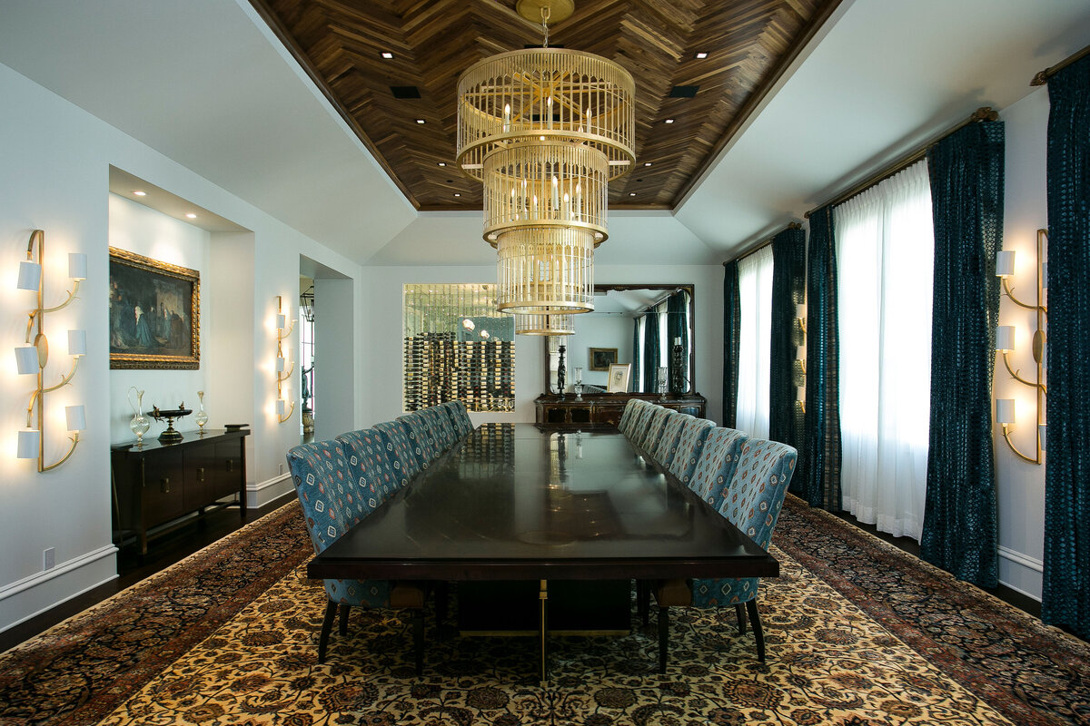 Interior-Lighting-Design-luxurious-Dinning-Room-Chandelier-Architecture-Magazine-Editorial-Commercial-Marketing-Branding-Photography