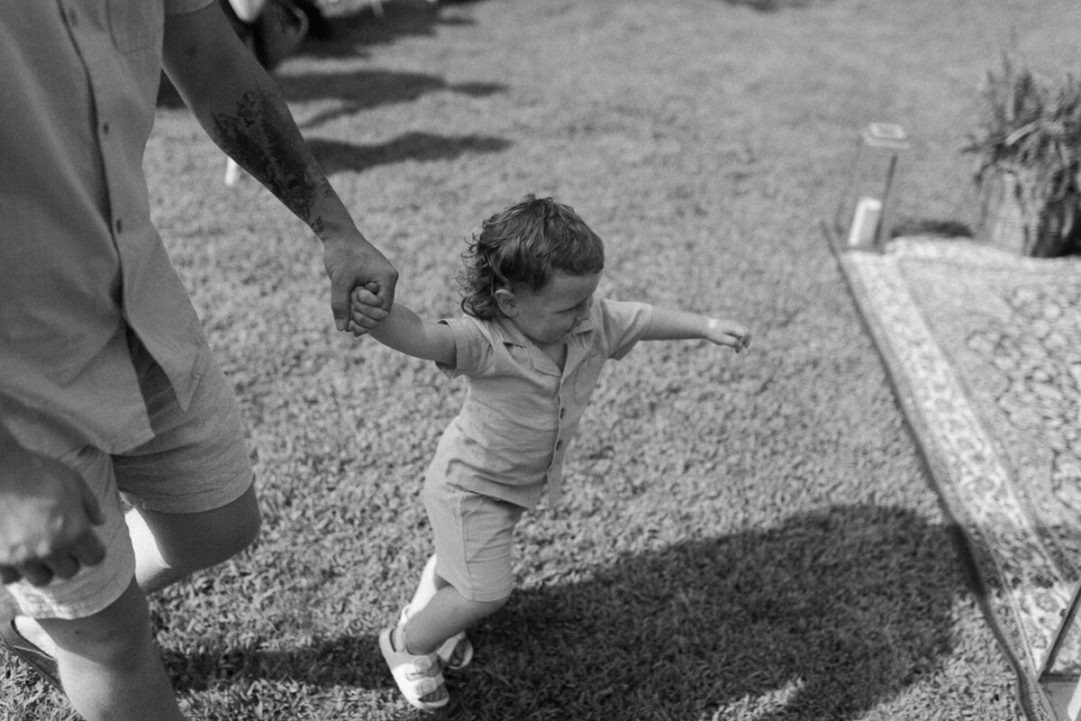 16_Wisconsin-Intimate-Backyard-Wedding-Photos-Dells-WI-James-Stokes.Photographers.25