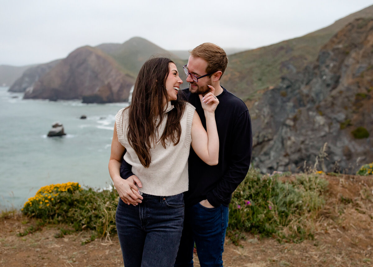 05312023_Makenzie+Gavin_RodeoBeachCA_AnjaJensenPhotography-21