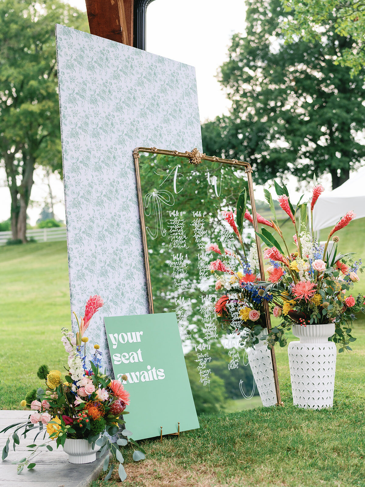 Mirror escort seating chart at a Tennessee wedding