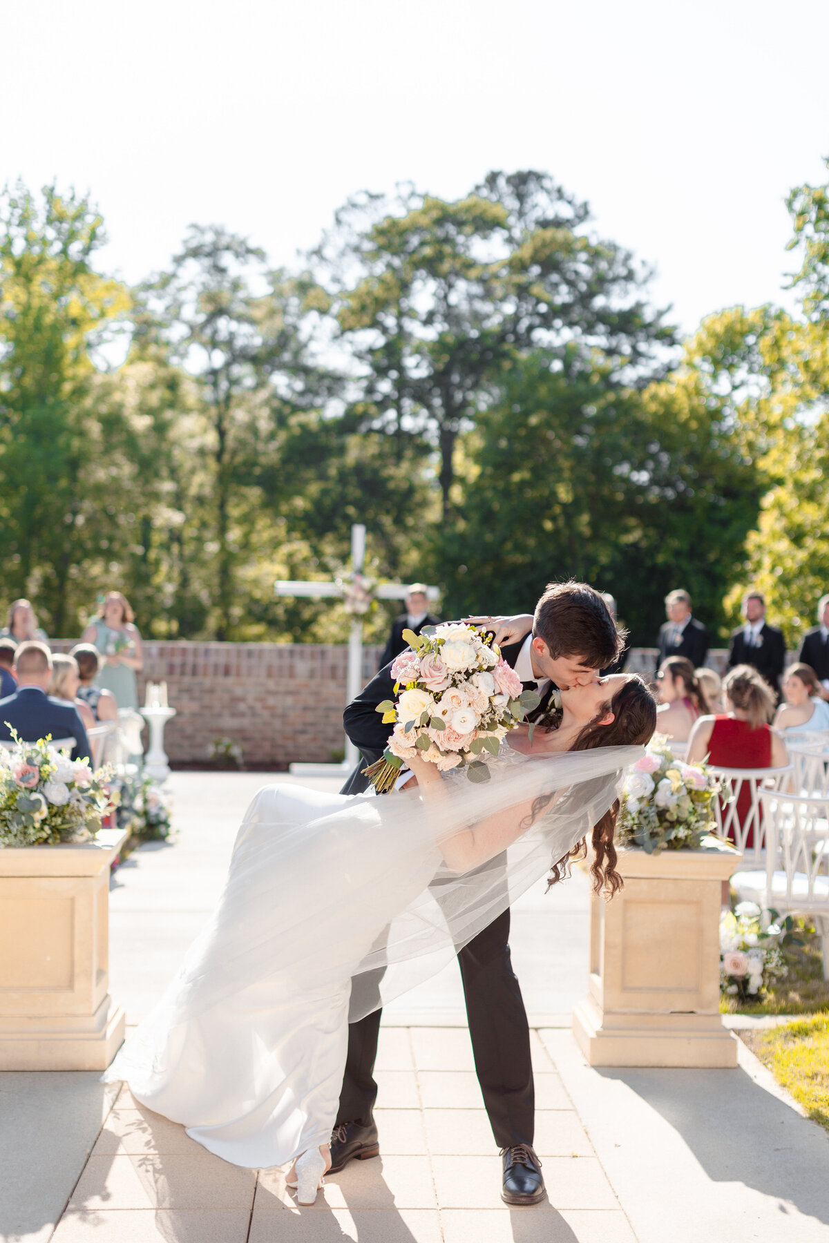 Classy-Editorial-Wedding-Oxbow-Estate-Clayton-North-Carolina-LB1-110