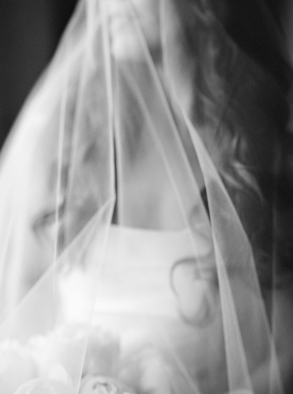 2025_05_17 Jenna + Gray Lake Club Wedding-web-00052