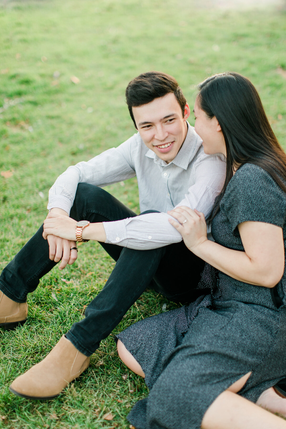 Becky_Collin_Navy_Yards_Park_The_Wharf_Washington_DC_Fall_Engagement_Session_AngelikaJohnsPhotography-7914