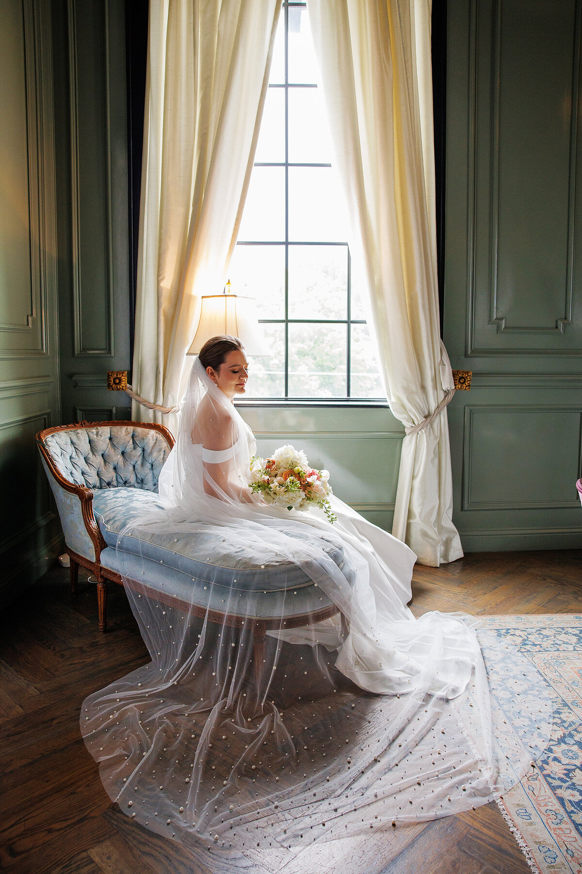 Bridal portrait at the mason dallas