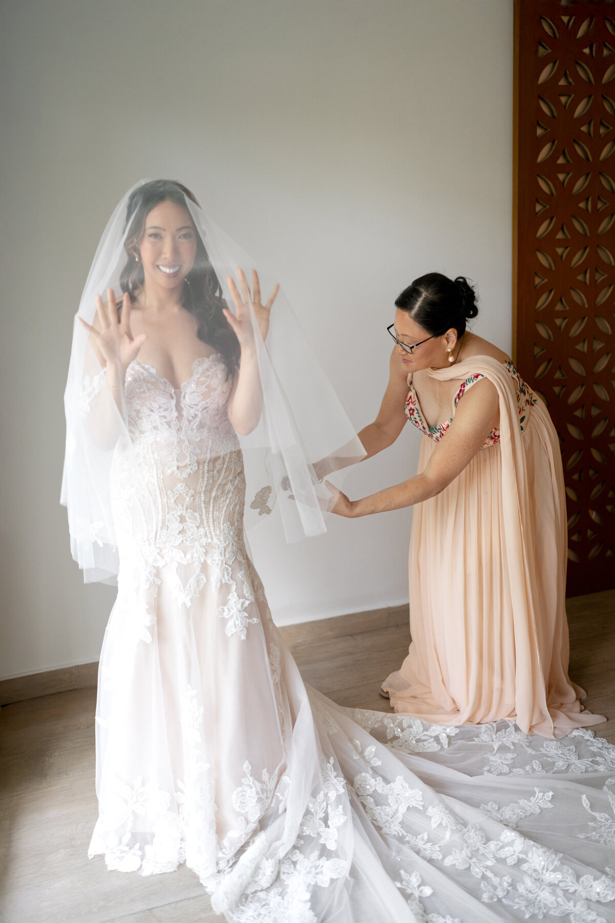 Berlez-Aspen-Avenue-Chicago-Wedding-Photographer-Grace-and-Ivory-Wedicity-Mexico-Editorial-Luxury-Tropical-Aveil-Brides-Designer-89