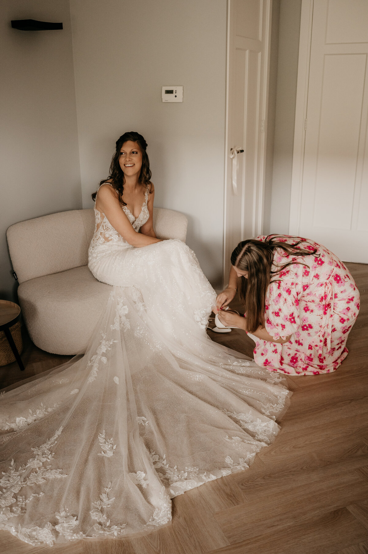 Pure Liefde Fotografie - Sergio & Tamara - Getting ready Tamara-27