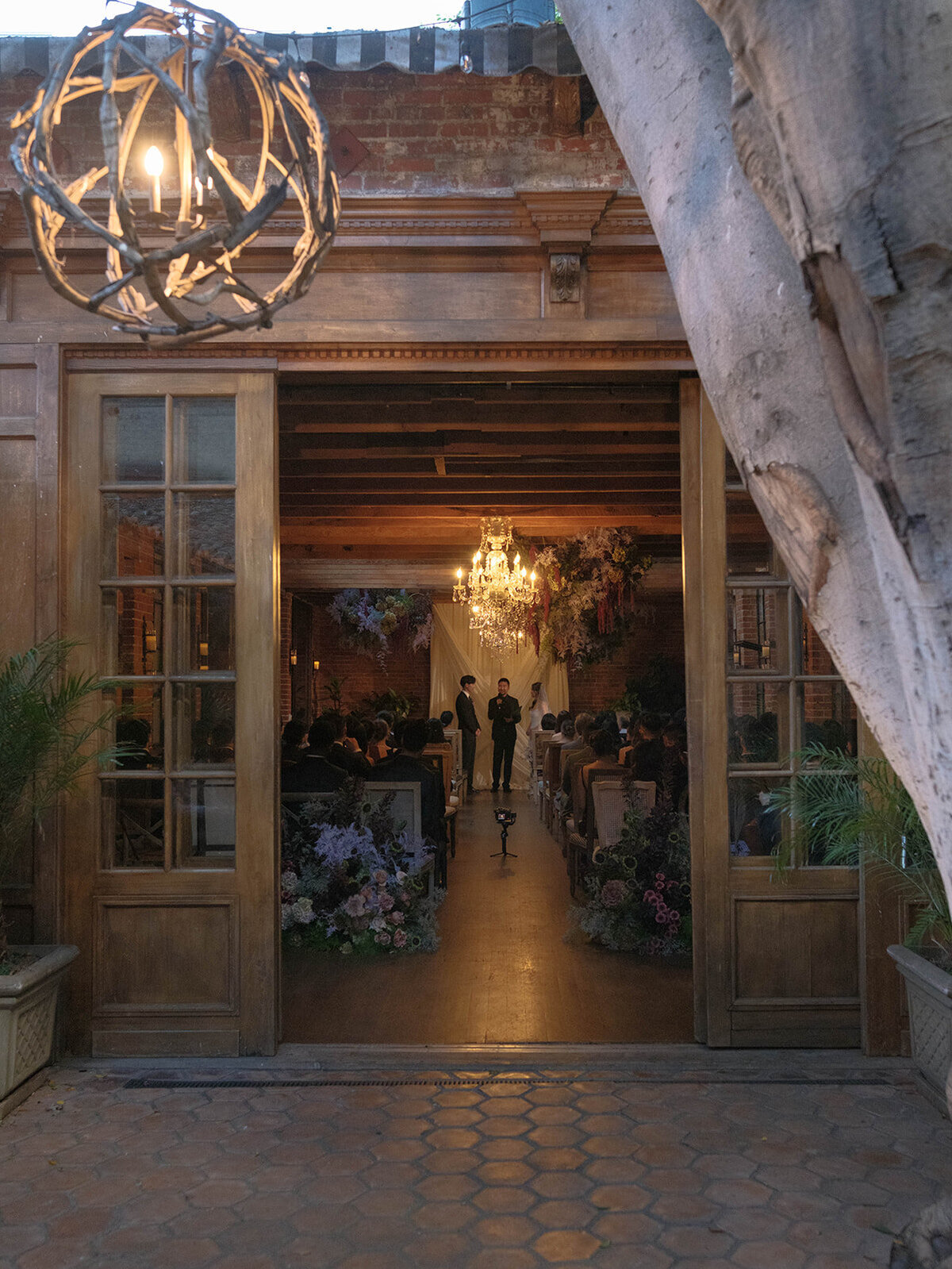 Faye-Fern-Creative-Dennis-Roy-Coronel-Carondelet-House-Ceremony-03