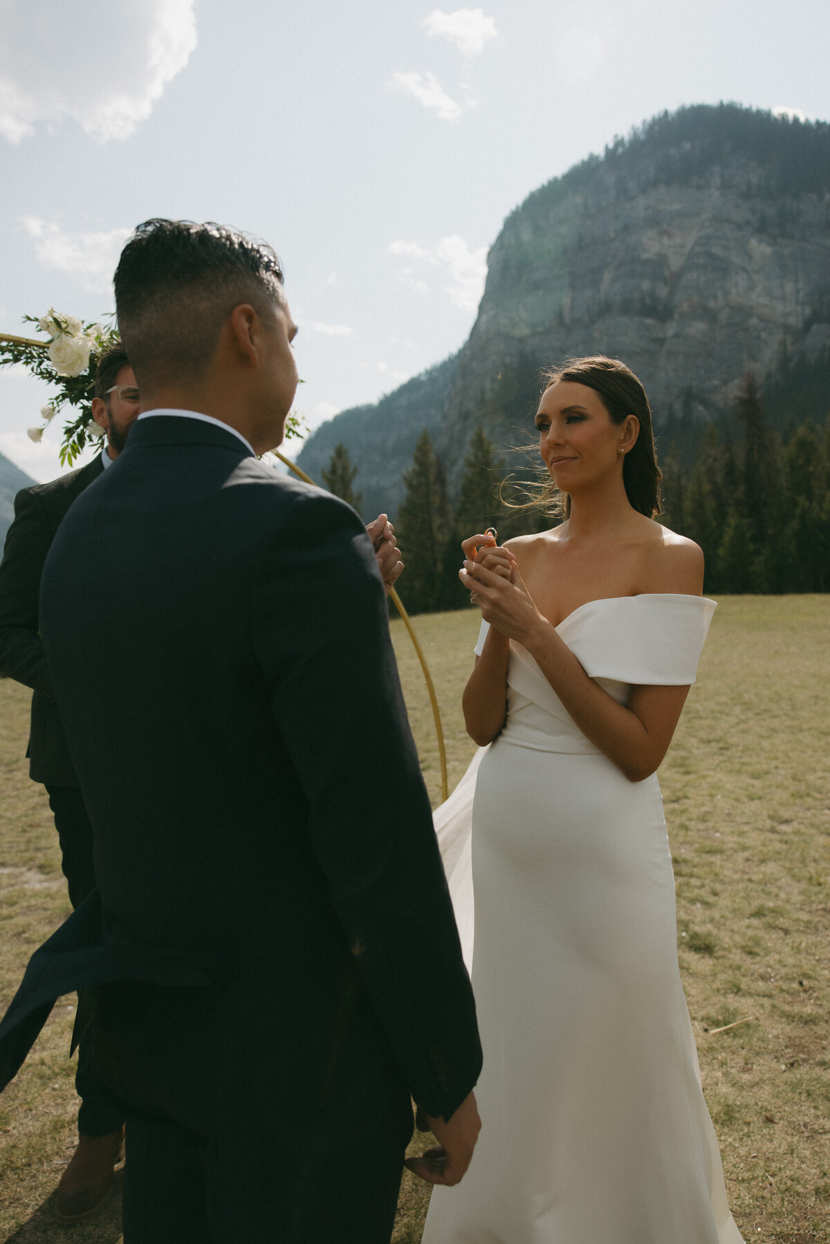 VPC-BANFF-INTIMATE-WEDDING-29