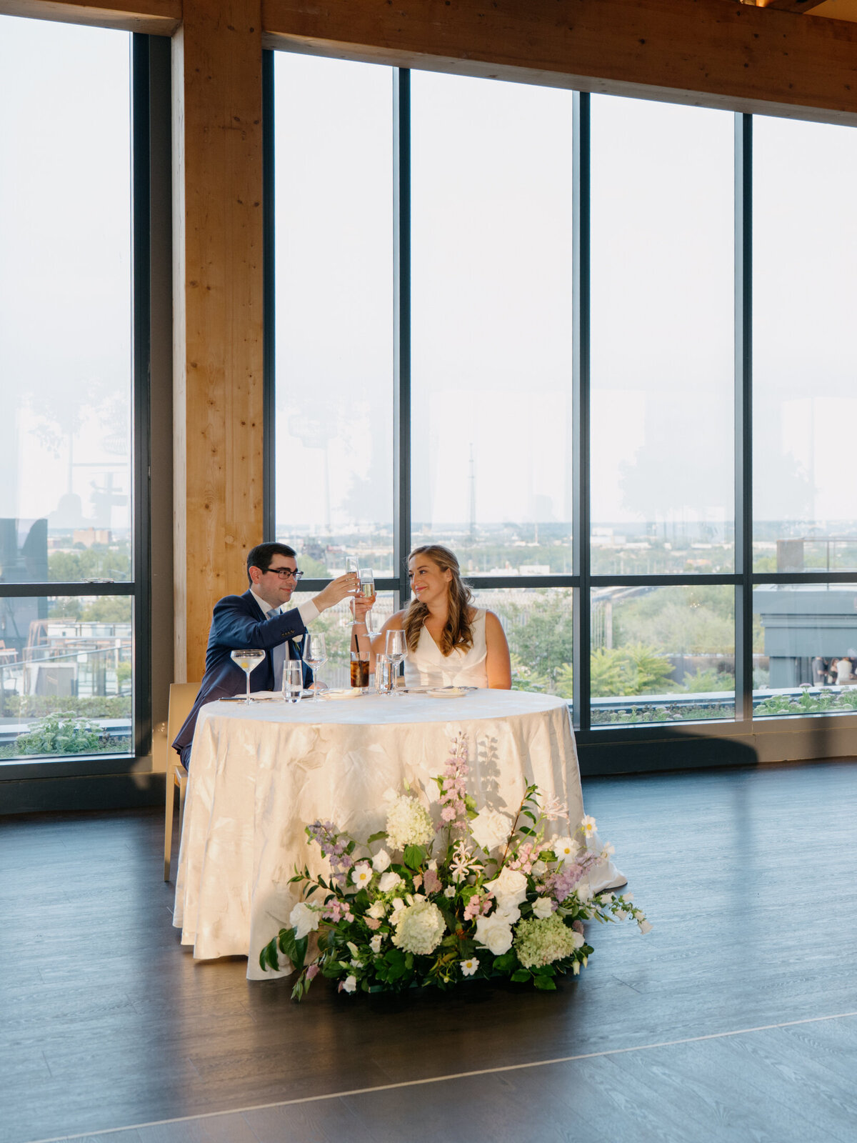 truss-event-venue-cleveland-wedding-35