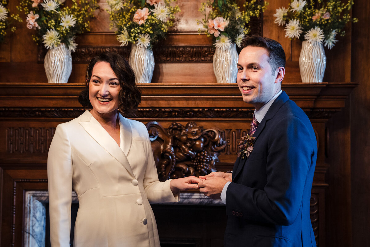 intimate-london-old-marylebone-town-hall-wedding-20
