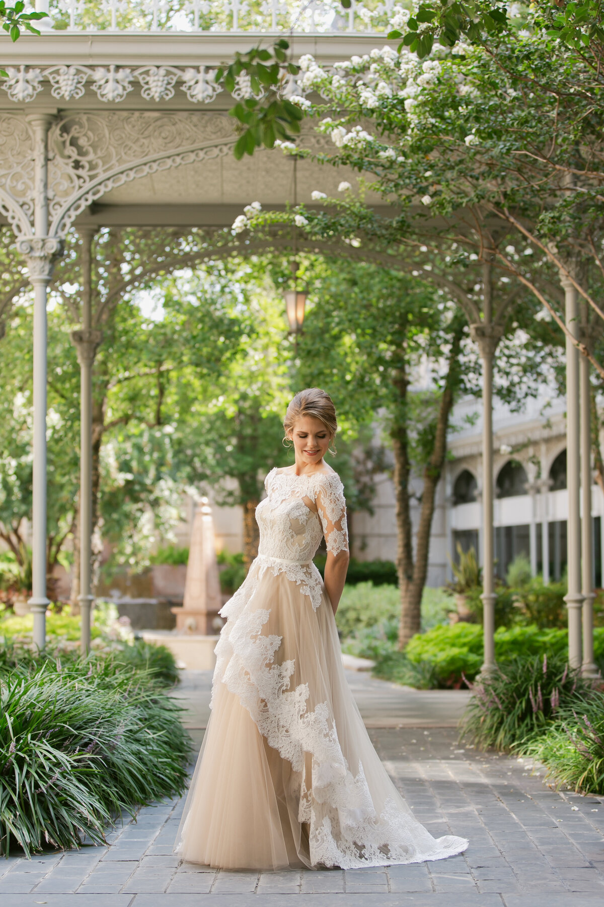 Bridal portraits at hotel crescent dallas