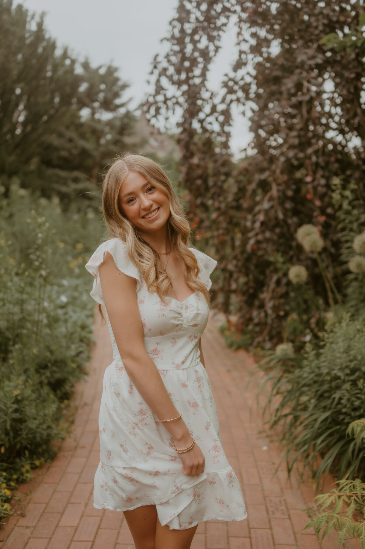 wisconsin_senior_photographer | Grace + Honey Photo-36
