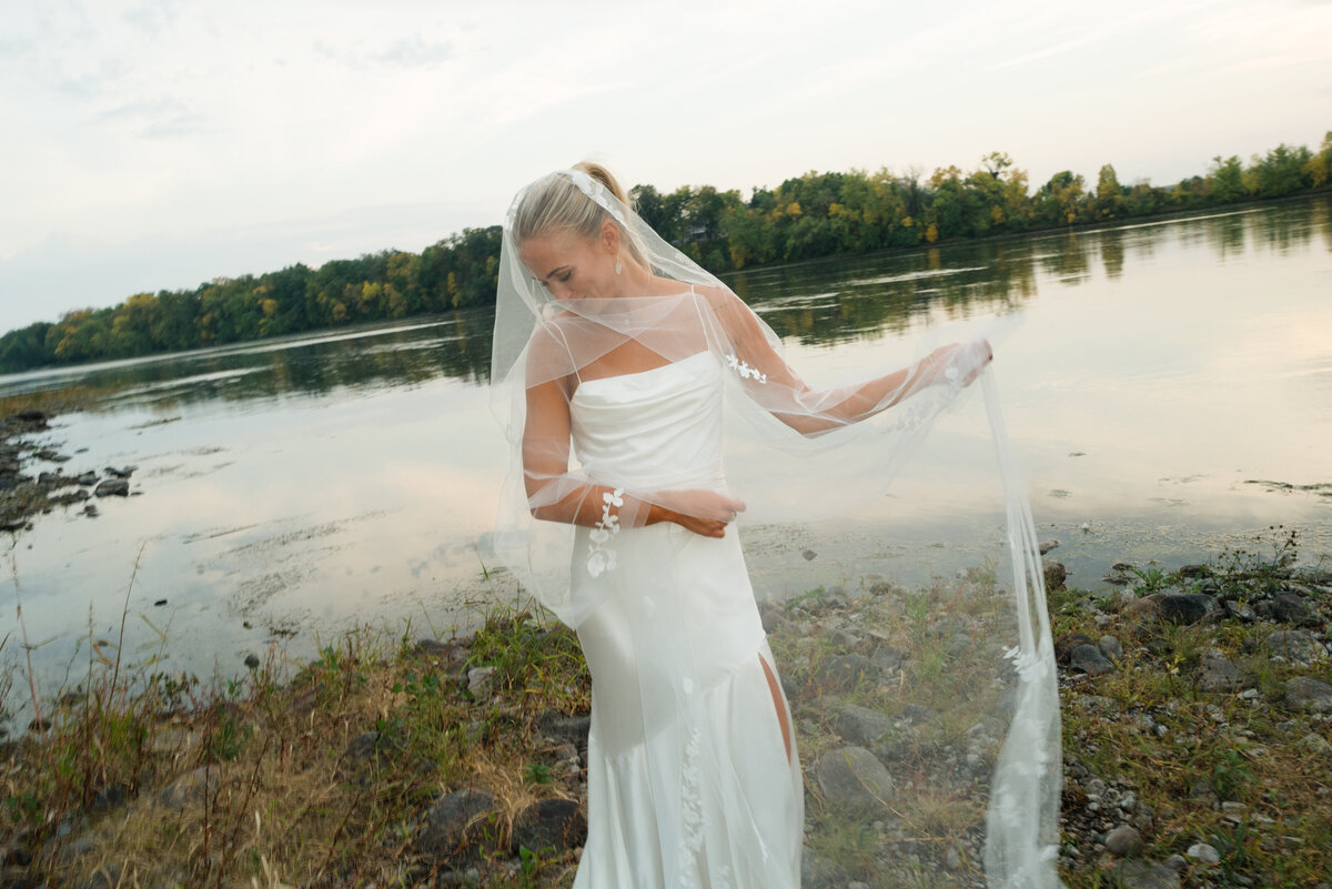 Backyard-Wedding-Rogers-MN-B&S-Will-DeGraw-Clever-Disarray-101