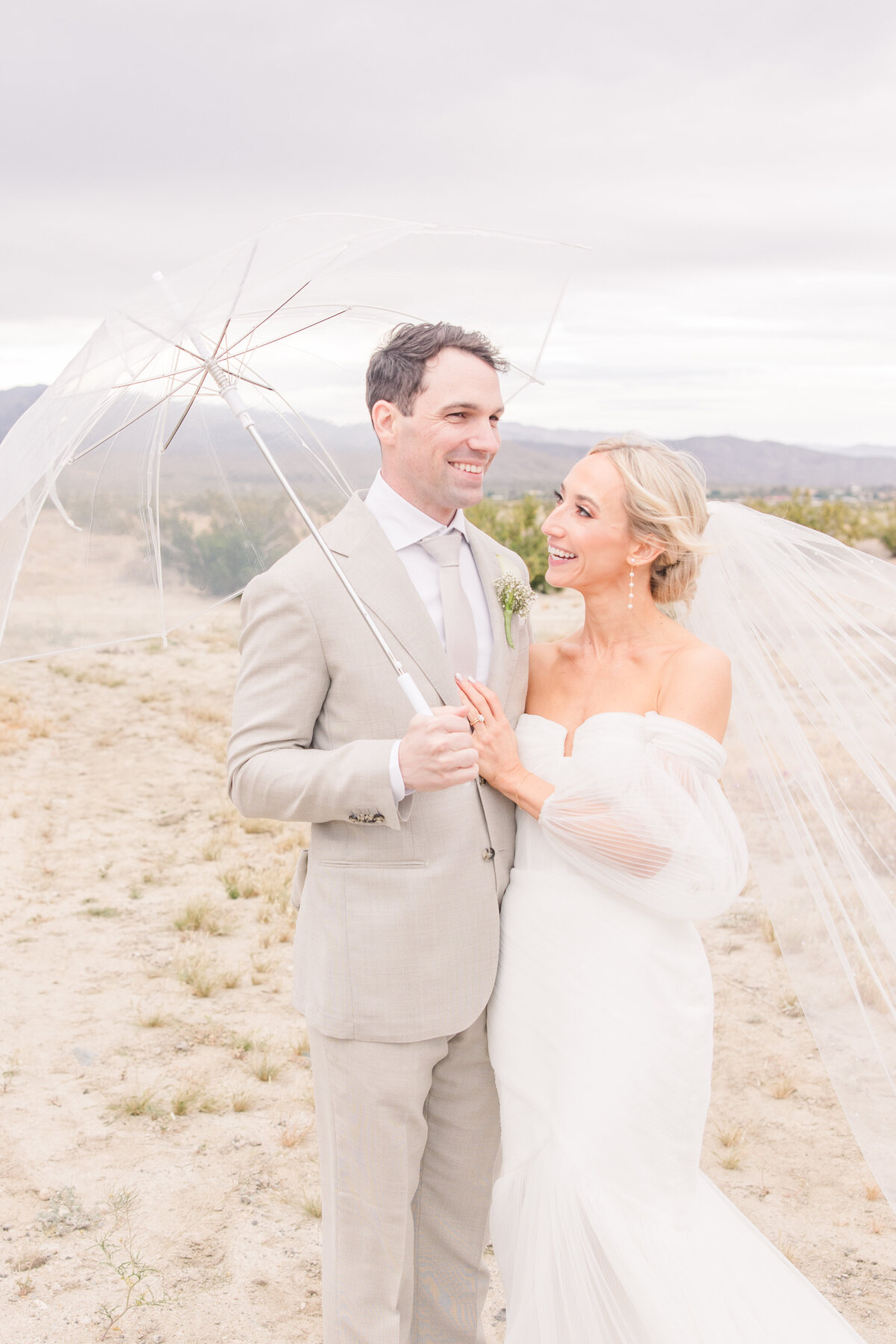 The Estate at Via Las Palmas Palm Springs Light and airy spring wedding southern california wedding venue luxury photography-218