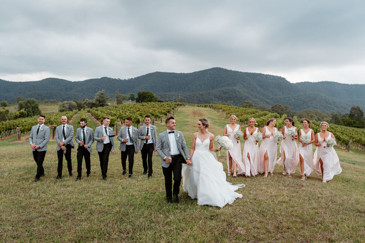 Emily & Ben together with their awesome bridesmaids and groomsmen!