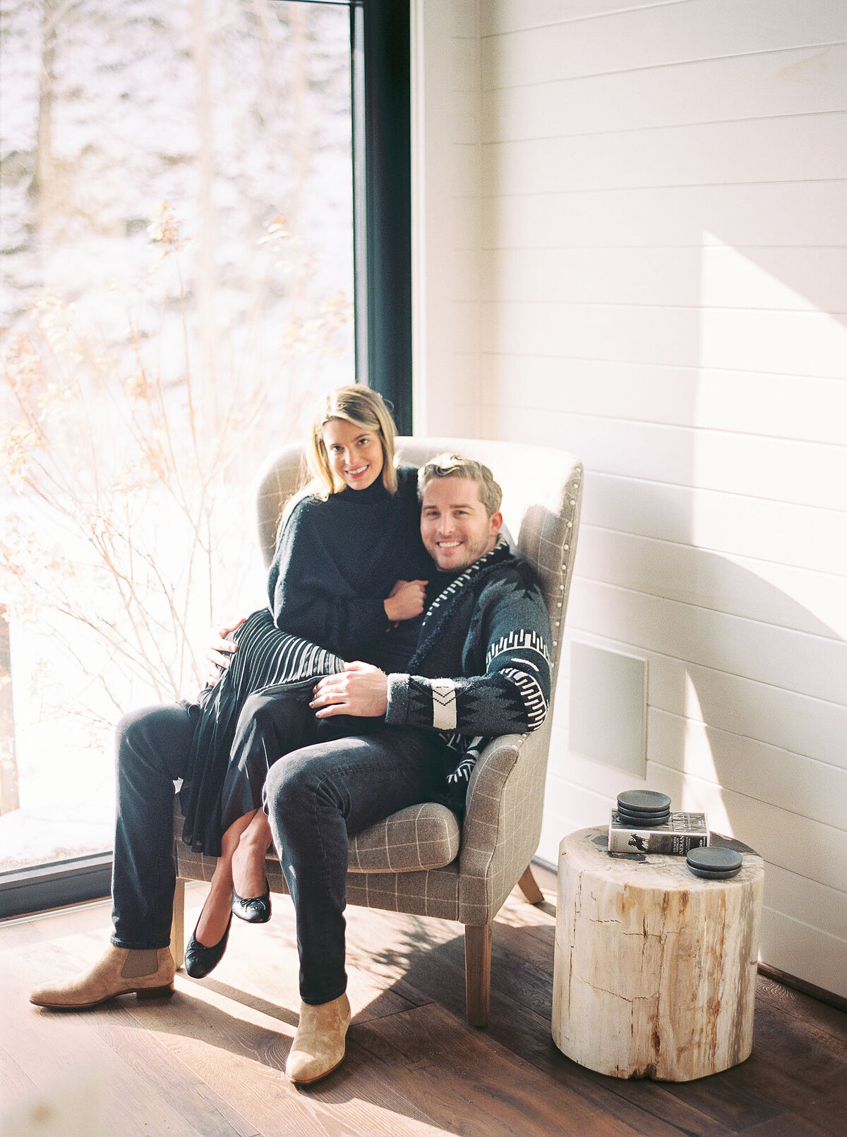 Ali-Reed-Photography-Alexandra-Elise-Photography-Film-Canandaigua-New-York-Winter-Engagement-Photographer-040