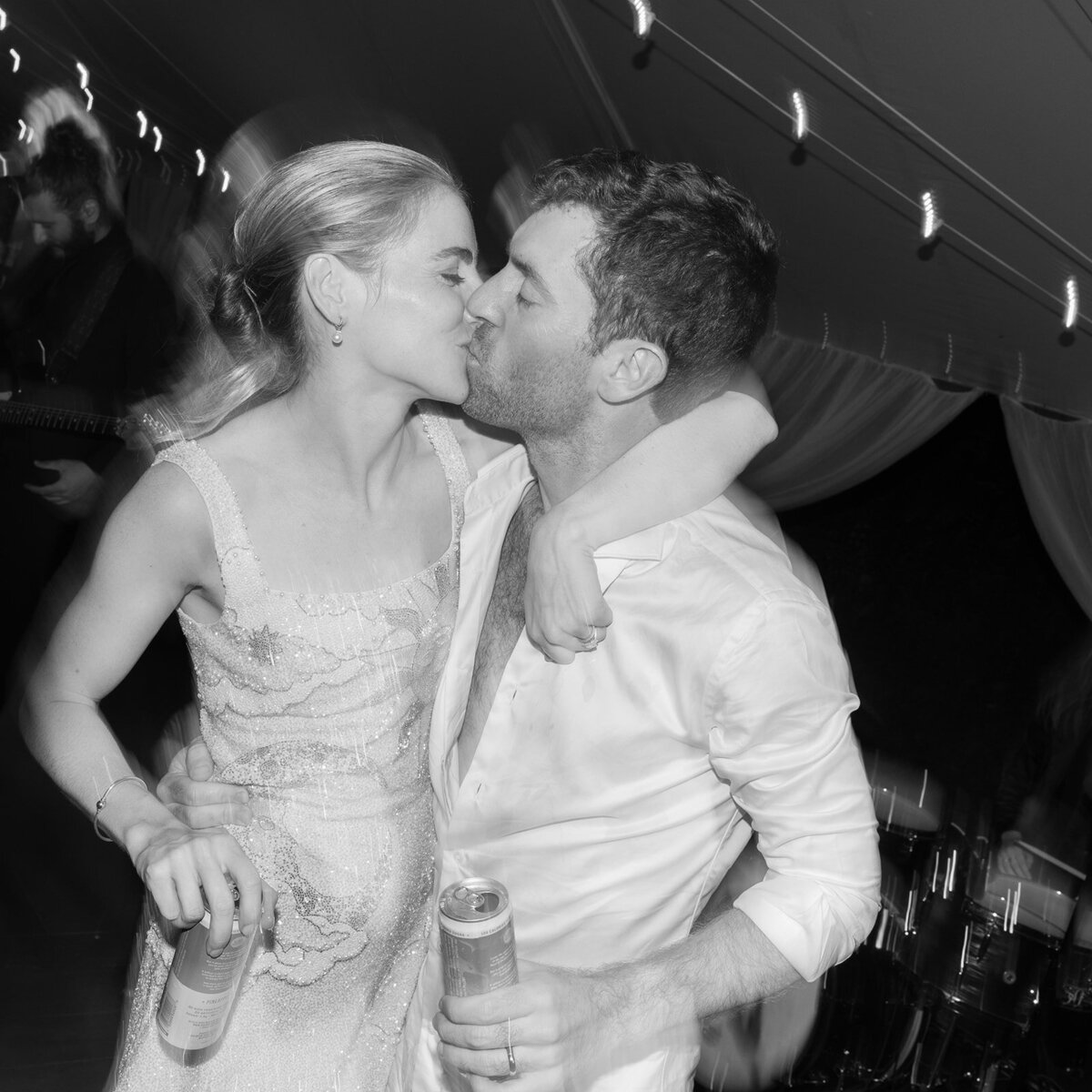 squam-lake-new-hampshire-wedding-dancing428