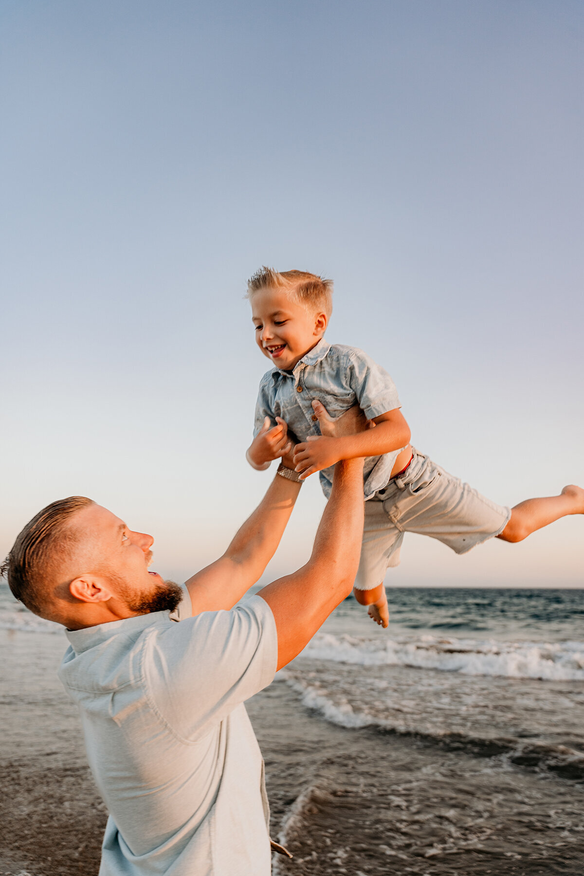 huntington-beach_family-photos_l17