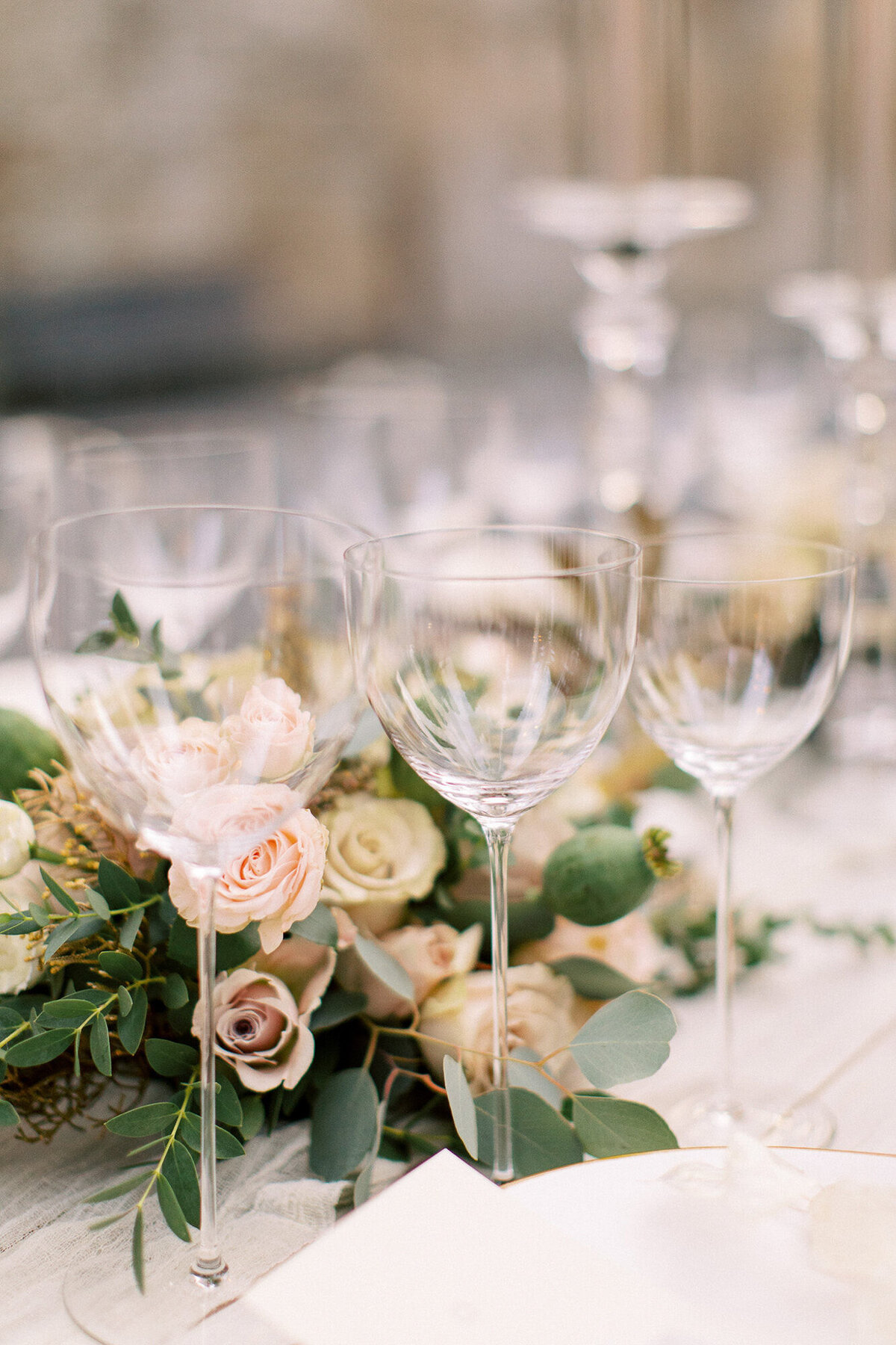Maïlys Fortune Photography Husband Wife Wedding Weddings Photography France Switzerland Italy Timeless Dreamy Imagery Bilingual French English Destination Weddings Destination Wedding Provence French Riviera Paris Lake Como Tuscany127