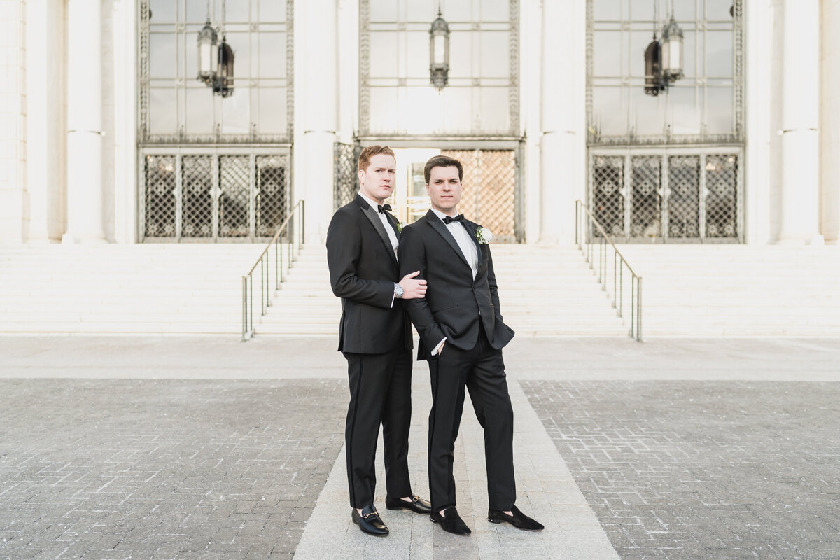 A CLASSIC BLACK TIE SAME SEX WEDDING AT THE SHINOLA HOTEL AND DETROIT INSTITUTE OF ARTS IN DETROIT MICHIGAN PROVIDED BY KARI DAWSON43