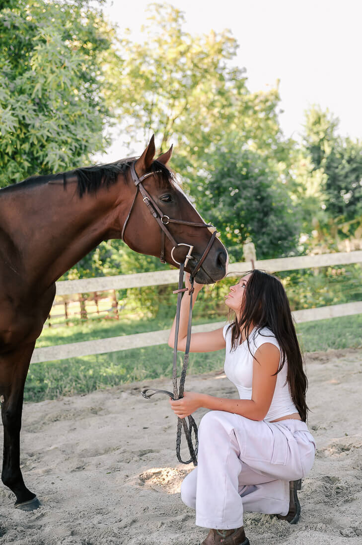 senior-session-with-horse-21