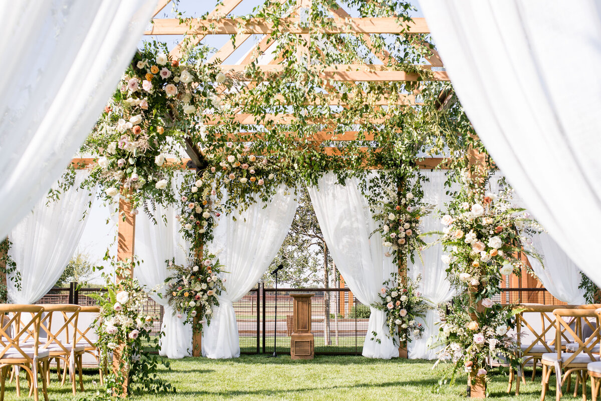 Ceremony Space | Bella Fleur