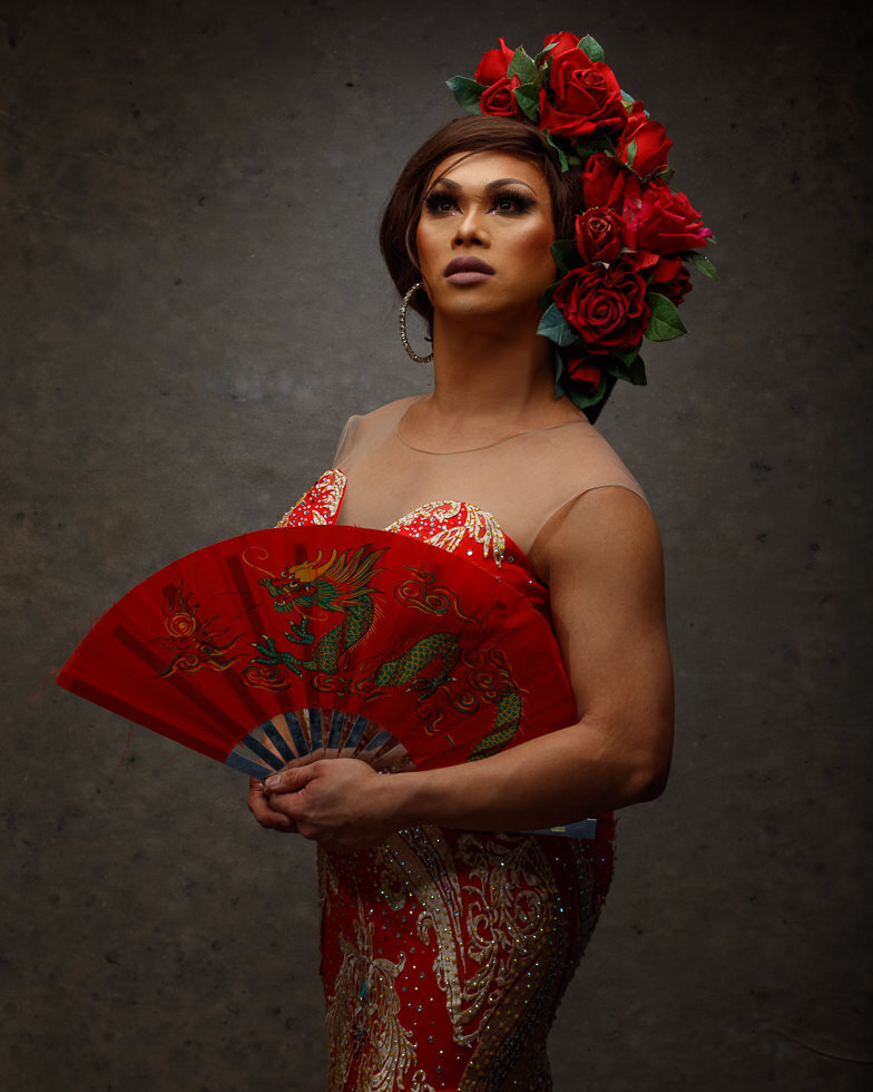 Divas-Drag-Queen-Red-Dress-Roses-Chinese-Dragon-Fan
