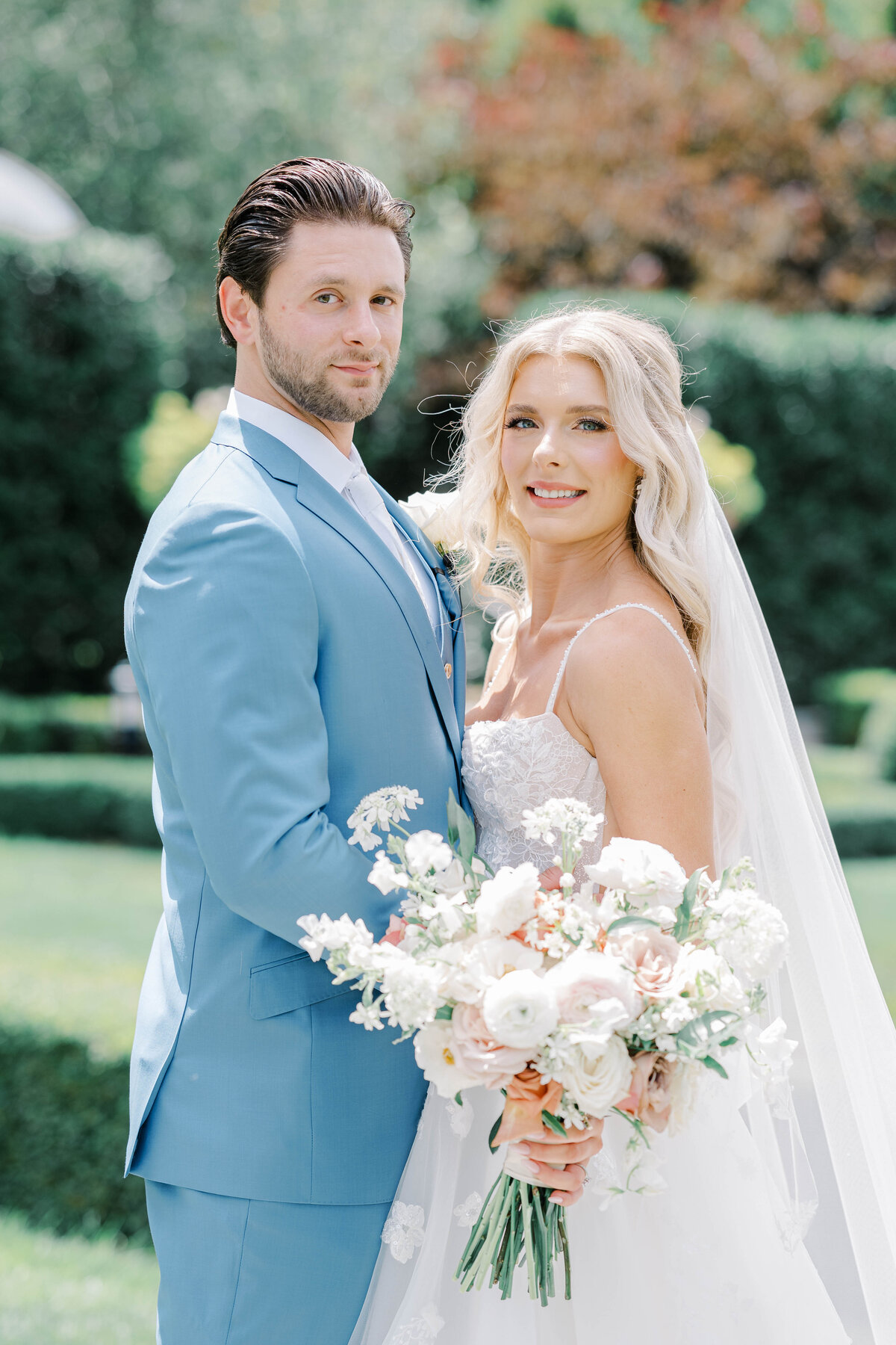 Caitlyn_and_Joe_Sneak_MTA-84