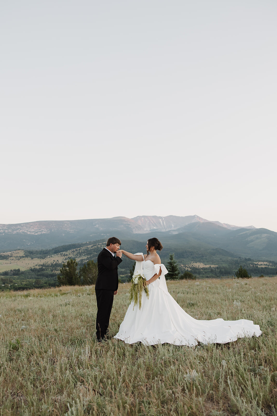 intimate-mountain-elopement-montana113
