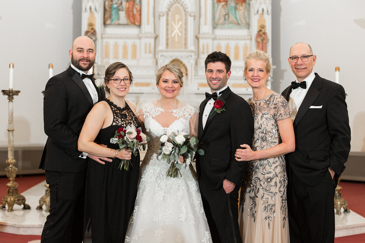 15-st-marys-catholic-church-grand-rapids-michigan-winter-wedding