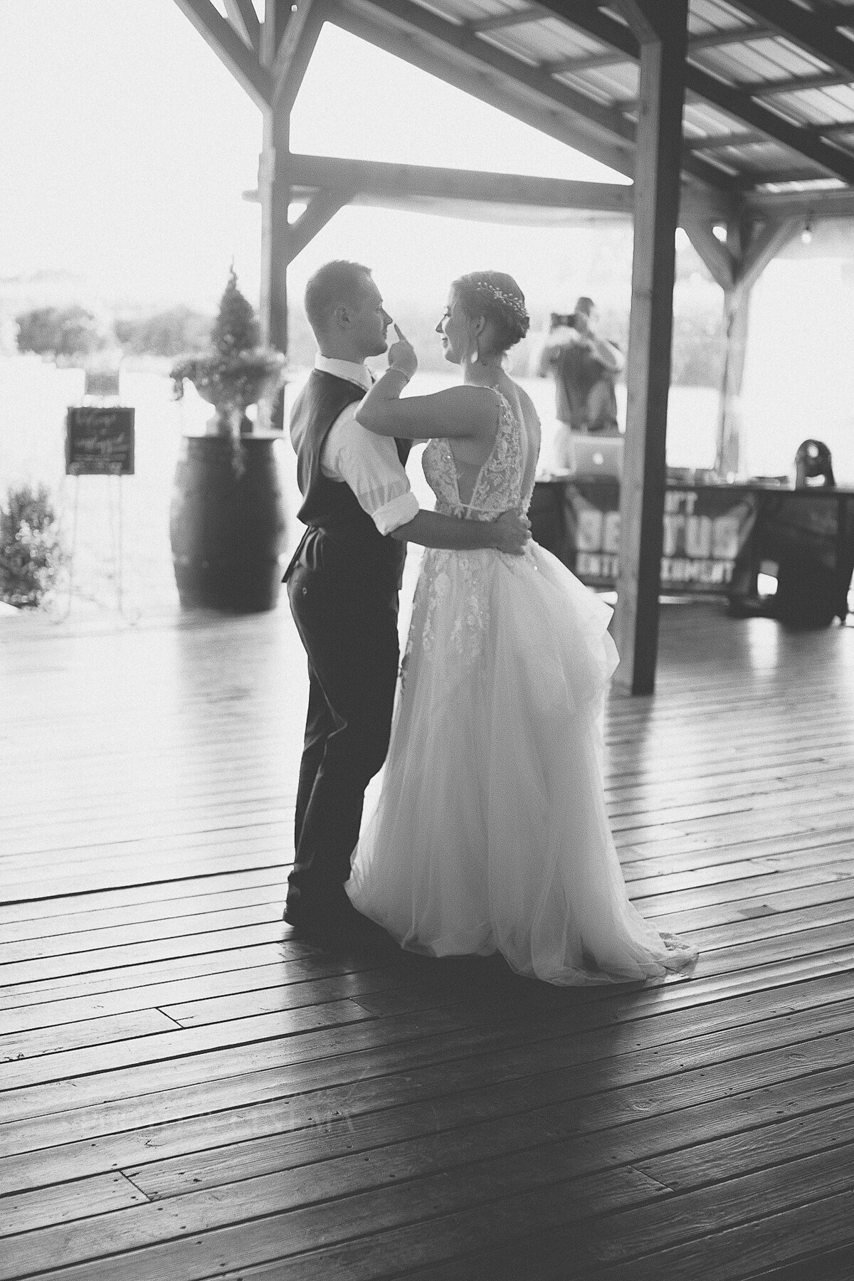 reception _ alaynna ann schwartz _ harpors vinyard _ iowa photographer _ playlife photography_0485
