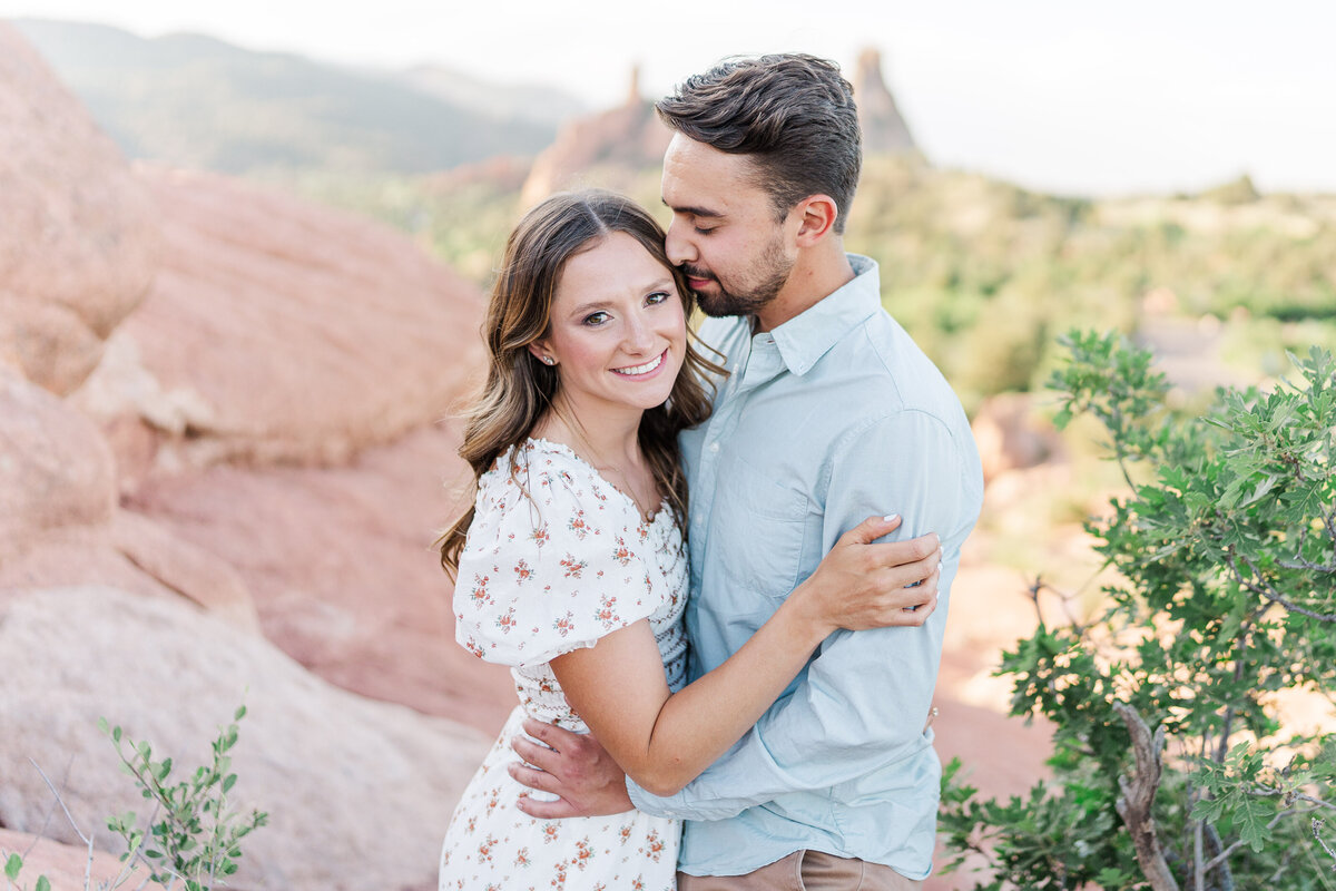 Garden of the Gods Red Rocks Colorado Springs Epic Romantic Engagement Pictures Elena Spraguer Photography 0030