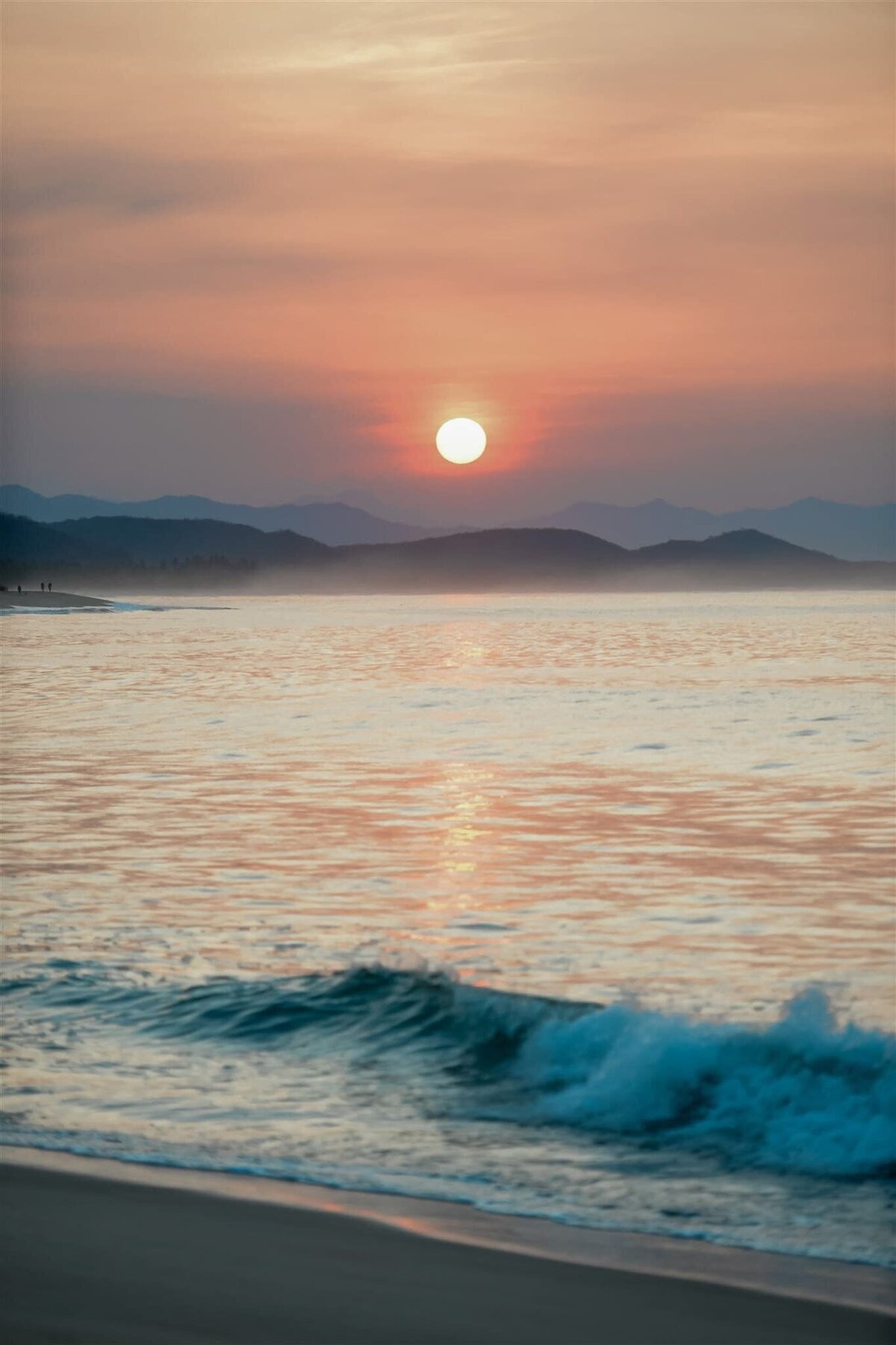 Luxury-adventure-elopement-photograhper-for-Pacific-Coast-Mexico-elopement-weddings-Soul-and-Sky-Weddings-9