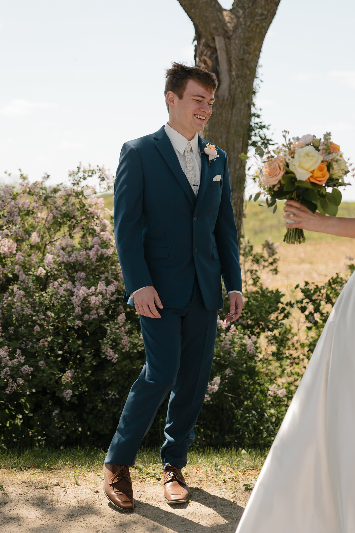 Sydney and Brant's Rustic Midwest Wedding Photography-138