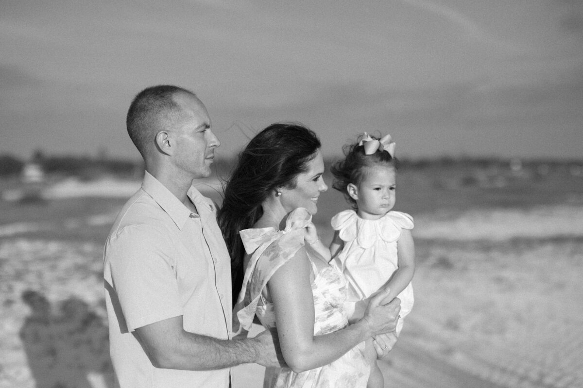Byrd Family Session - Fort De Soto Beach - Saint Petersburg Florida - Alaina René Photography-22