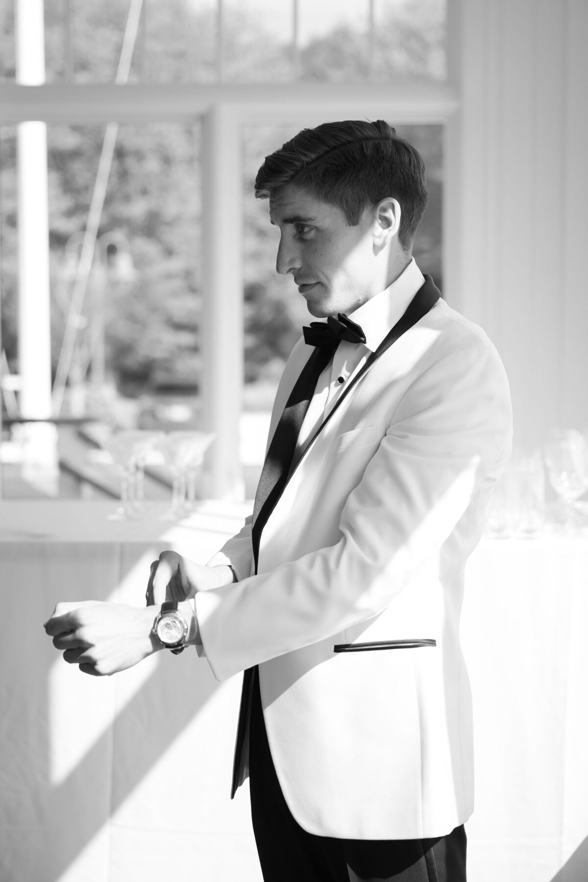 Groom Portrait by Lisa Blanche Photography
